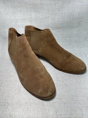 NWOB Frye and Co Mila Chelsea Pecan Leather Slip On Ankle Bootie Size 7M